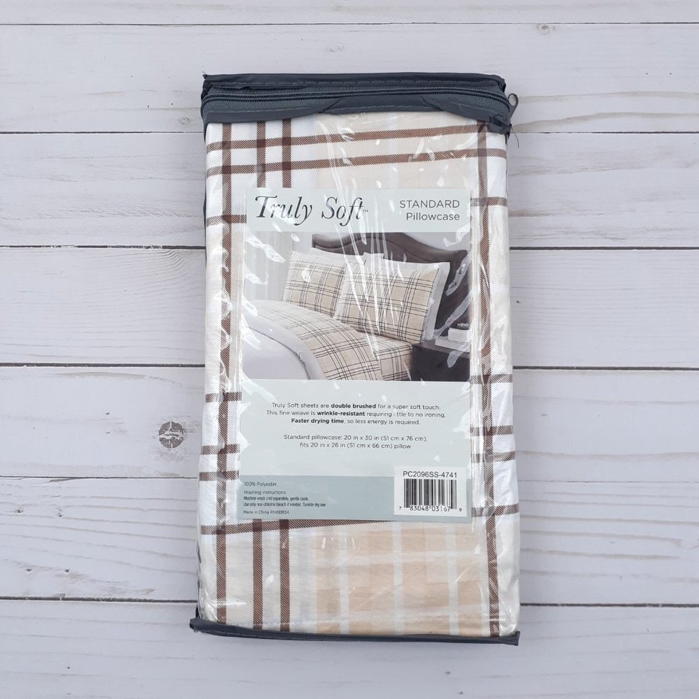 Truly Soft Pillow Cases Standard Beige Plaid Set of 2 - Picture 3 of 3